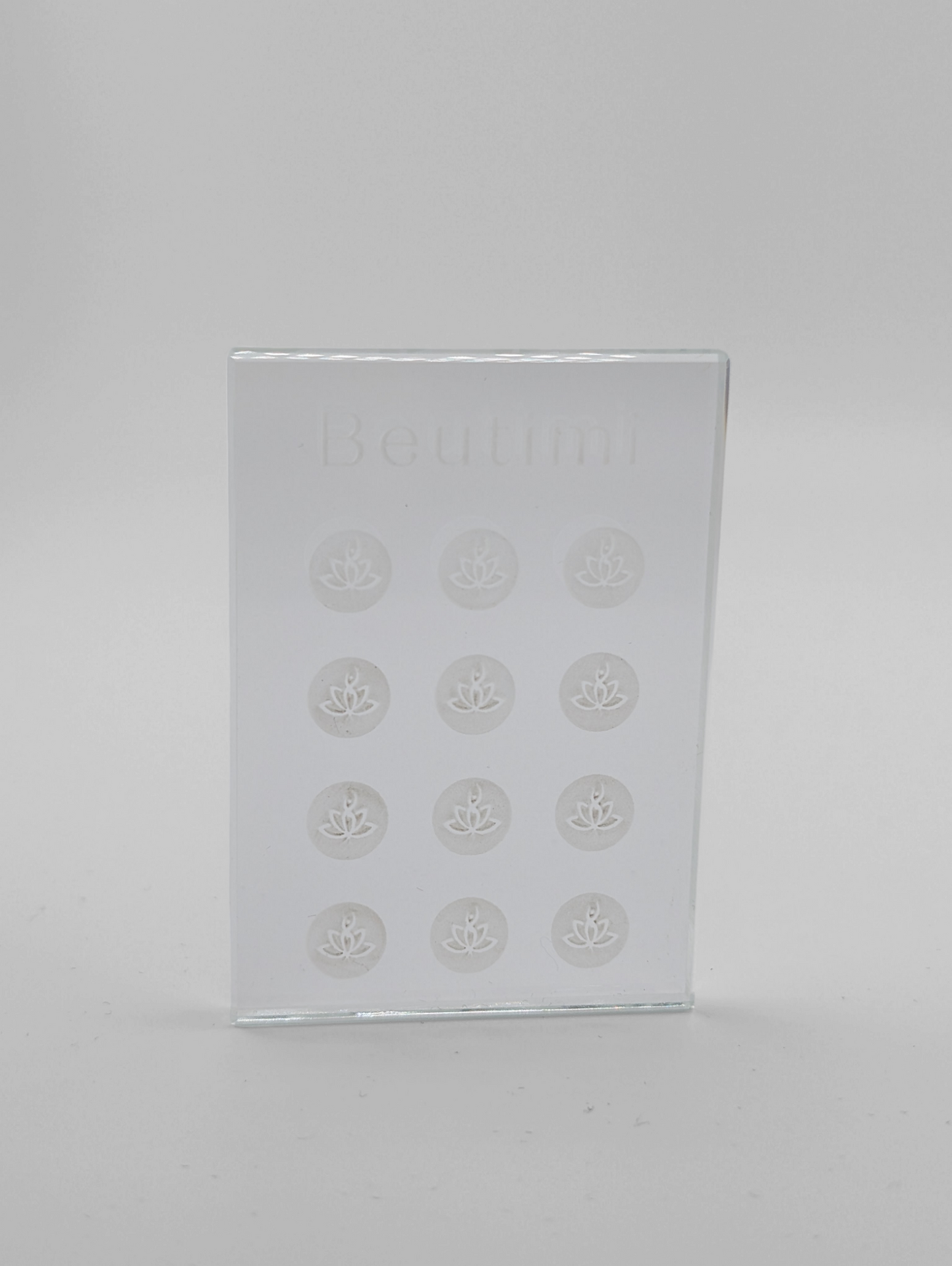 Crystal Clear Adhesive Palette